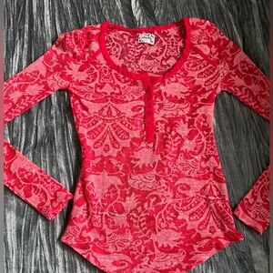 Free People cute top! New!